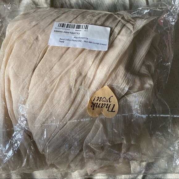 Gold Bestal Chiffon pleated midi skirt - Picture 6 of 6